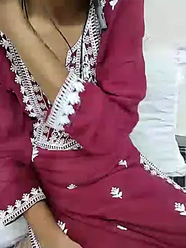 Snapshot of Anjana_Lovely chatting on 10-25-25, 05:39 Anjana Lovely online show from 10-25-25, 05:39