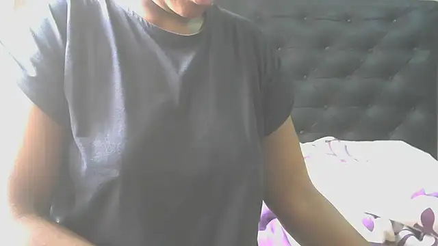 Snapshot of YummySyriaxoxo chatting on 02-28-26, 06:24 YummySyriaxoxo online show from 02-28-26, 06:24