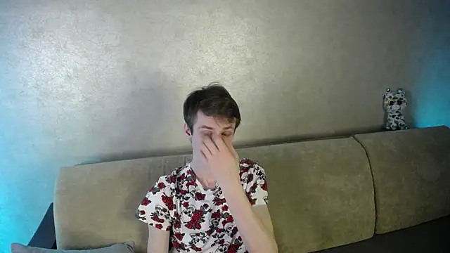 yes cute boy  online show from 03-13-26, 08:14