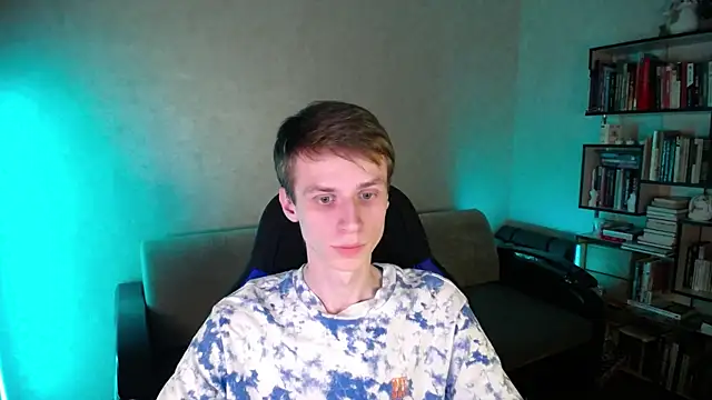 yes cute boy  online show from 02-17-26, 06:16