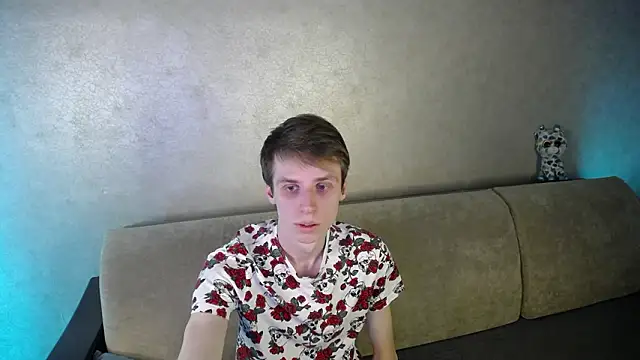 yes cute boy  online show from 03-10-26, 05:50