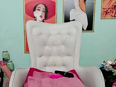 Snapshot of Spa-LinhLinh chatting on 05-17-26, 02:50 Spa-LinhLinh online show from 05-17-26, 02:50