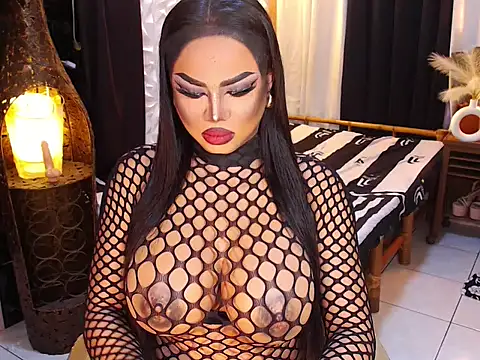 TRANSLUNAA online show from 10-08-25, 04:14