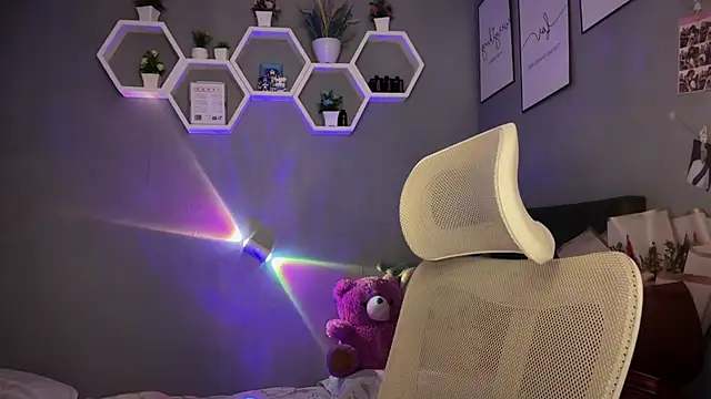 lelasohna online show from 02-12-26, 10:04