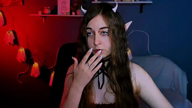 lilith diva online show from 10-25-25, 07:14