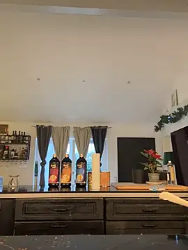 Gipsyboysteve online show from 12-17-25, 02:11