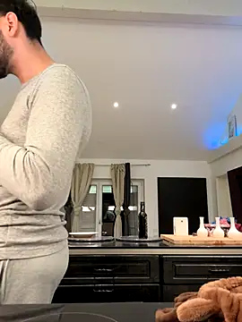 Gipsyboysteve online show from 11-26-25, 04:40