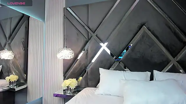 Snapshot of CoraimaSahin chatting on 02-01-26, 04:44 CoraimaSahin online show from 02-01-26, 04:44