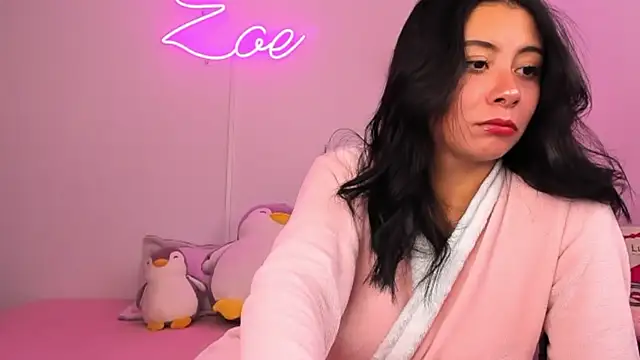 zoecams1 online show from 03-18-26, 07:48
