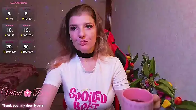 QueenInSilence online show from 11-21-25, 10:42