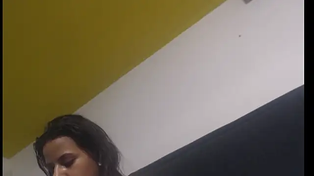 Snapshot of habdiela chatting on 02-05-26, 03:30 habdiela online show from 02-05-26, 03:30