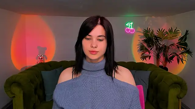 lil angel  online show from 10-13-25, 09:00