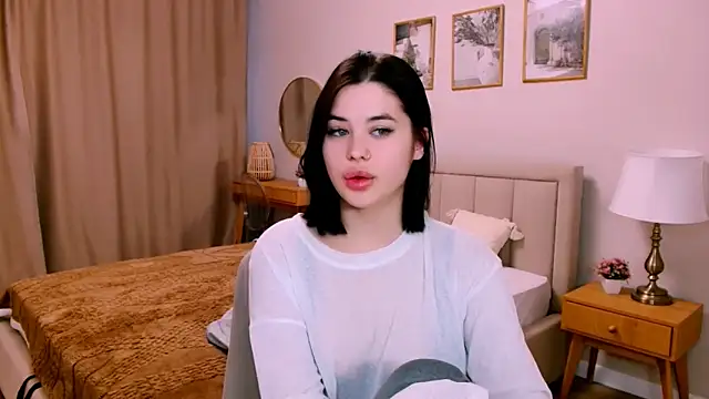 Snapshot of lil_angel_ chatting on 02-02-26, 02:16 lil angel online show from 02-02-26, 02:16