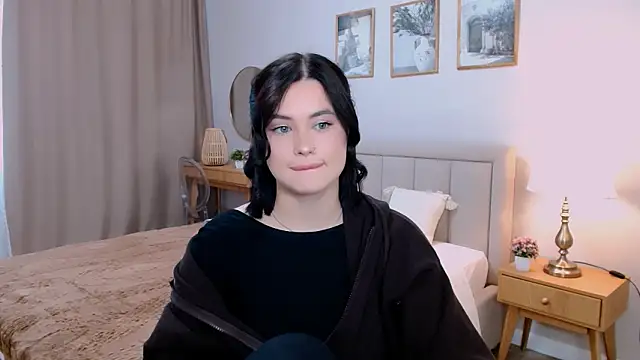 Snapshot of lil_angel_ chatting on 01-16-26, 09:02 lil angel online show from 01-16-26, 09:02