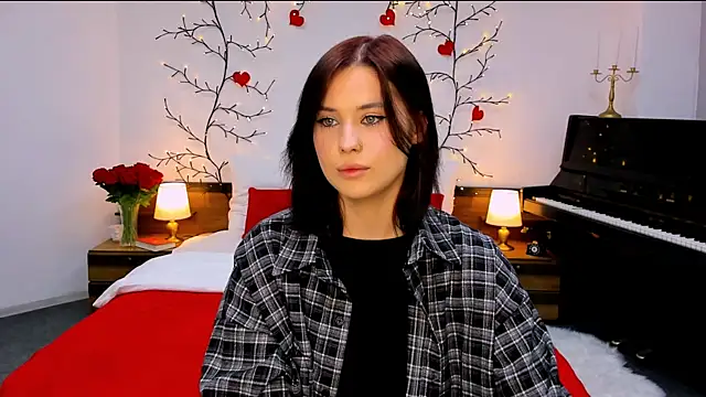 lil angel  online show from 10-18-25, 08:49