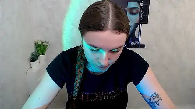 JuliaTopp  online show from 02-26-26, 06:57