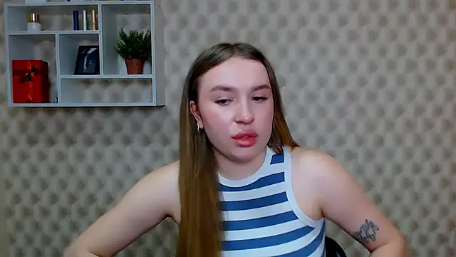 JuliaTopp  online show from 03-01-26, 06:46