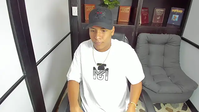 IsaacBlack  online show from 10-17-25, 04:38