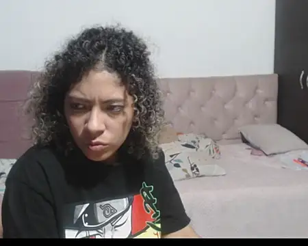 Snapshot of CATTALINAHOT chatting on 02-06-26, 02:29 CATTALINAHOT online show from 02-06-26, 02:29