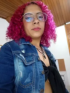 CATTALINAHOT online show from 04-25-26, 04:59