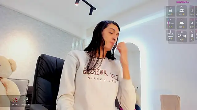 Snapshot of lily_cash1 chatting on 03-28-26, 12:17 lily cash1 online show from 03-28-26, 12:17