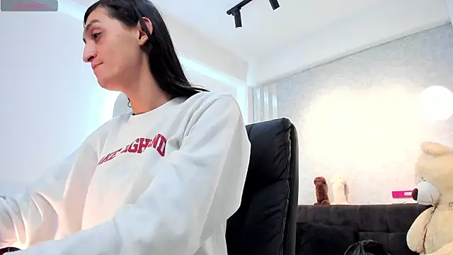 Snapshot of lily_cash1 chatting on 02-05-26, 12:56 lily cash1 online show from 02-05-26, 12:56