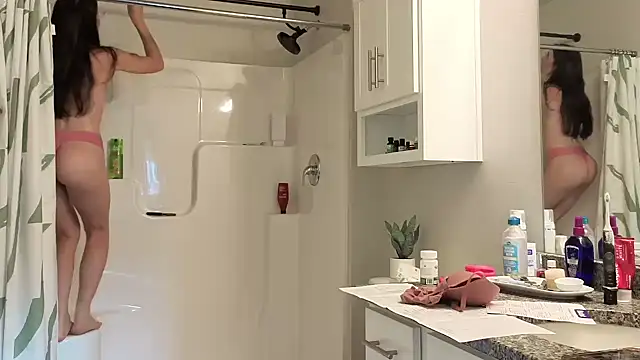 Snapshot of bambifarrina chatting on 09-19-25, 03:27 bambifarrina online show from 09-19-25, 03:27