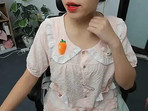 Xiao cute online show from 09-22-25, 02:45