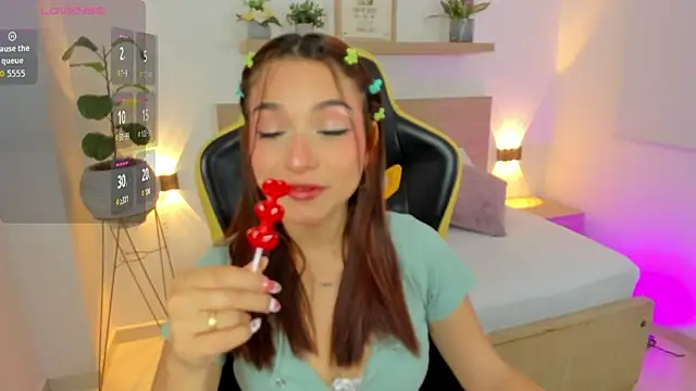 Snapshot of luma_sky_ chatting on 02-10-26, 03:16 luma sky online show from 02-10-26, 03:16