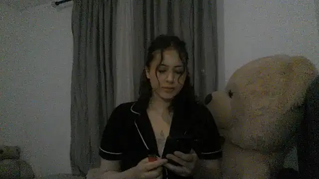 laylabliss online show from 10-10-25, 02:01