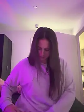 Snapshot of laylabliss chatting on 11-14-25, 12:25 laylabliss online show from 11-14-25, 12:25