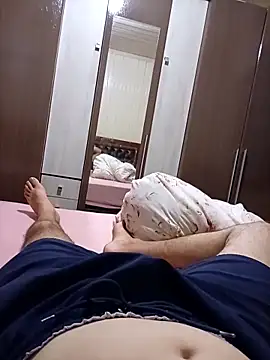 Gustavo198045 online show from 02-14-26, 03:51