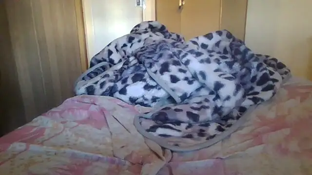 Ziphoo2 online show from 11-04-25, 04:22