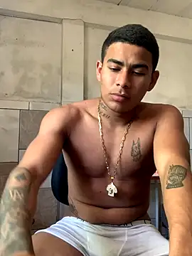 Snapshot of Novindot23cm chatting on 11-04-25, 04:55 Novindot23cm online show from 11-04-25, 04:55