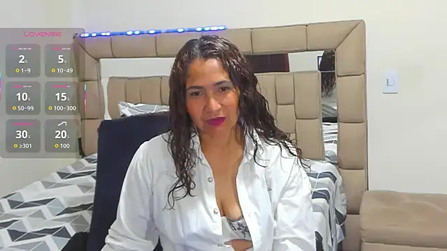 Snapshot of gabrielaponce11 chatting on 11-21-25, 12:31 gabrielaponce11 online show from 11-21-25, 12:31