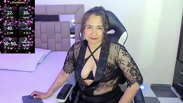 Snapshot of gabrielaponce11 chatting on 05-13-26, 11:45 gabrielaponce11 online show from 05-13-26, 11:45