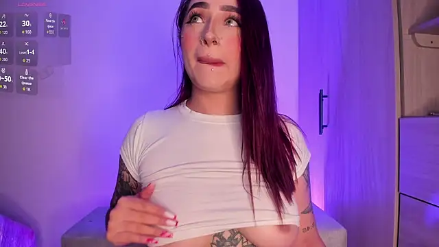 Snapshot of scarlett_Collinss chatting on 02-06-26, 05:14 scarlett Collinss online show from 02-06-26, 05:14