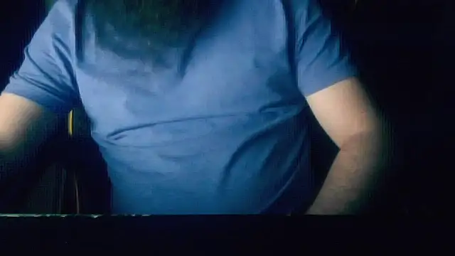 LondonMan1988 online show from 12-22-25, 04:51