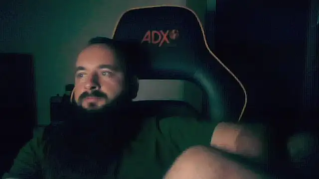 LondonMan1988 online show from 10-30-25, 06:49