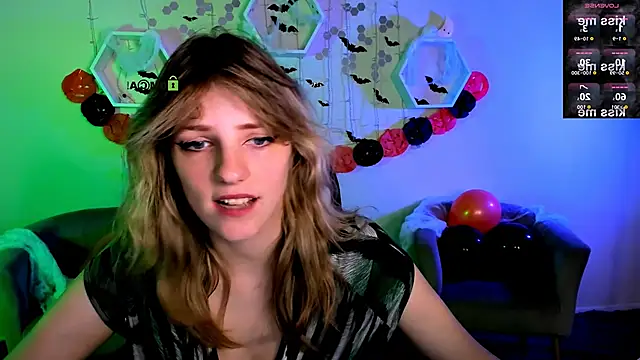 Snapshot of jose_fairy chatting on 10-28-25, 10:03 jose fairy online show from 10-28-25, 10:03