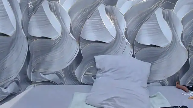 GlowGoddessxx online show from 05-05-26, 07:39
