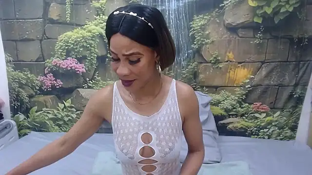 GlowGoddessxx online show from 06-10-26, 06:47
