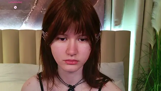 Aria Vox online show from 11-30-25, 03:40