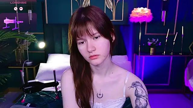 Aria Vox online show from 11-22-25, 03:27