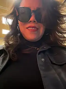 anna yngs online show from 02-12-26, 05:07