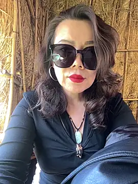 anna yngs online show from 02-04-26, 05:46