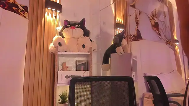 AgathaAtenea online show from 11-21-25, 07:24