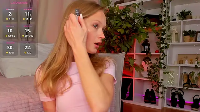 Kara smalltits online show from 11-19-25, 12:05