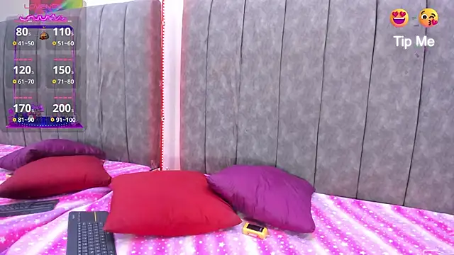 luna78hard online show from 12-23-25, 01:38