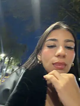 Snapshot of -juicy_ chatting on 03-09-26, 11:30 -juicy online show from 03-09-26, 11:30